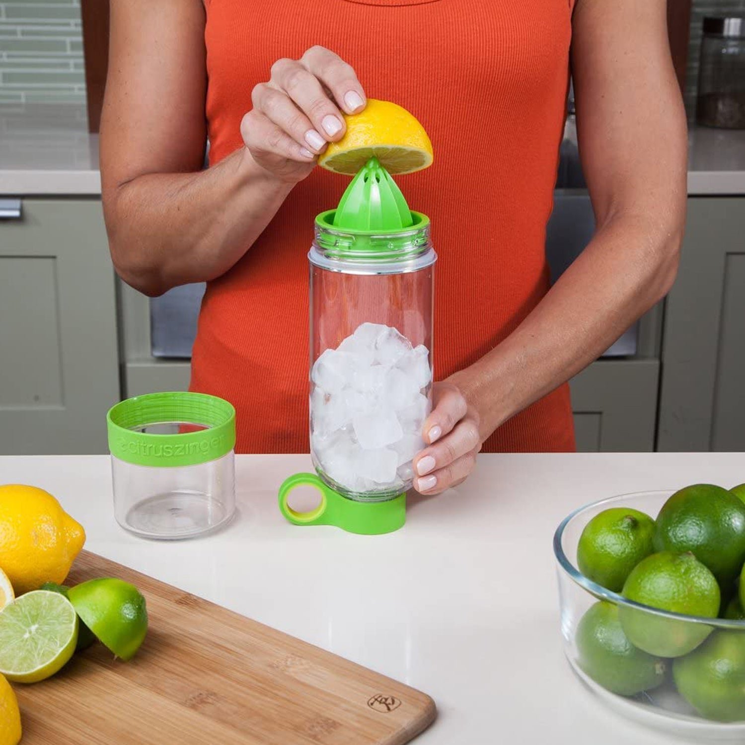 CITRUS JUICER BOTTLE INSTANT JUICE SPORTS BOTTLE JUICE MAKER INFUSER BOTTLE - Image 4
