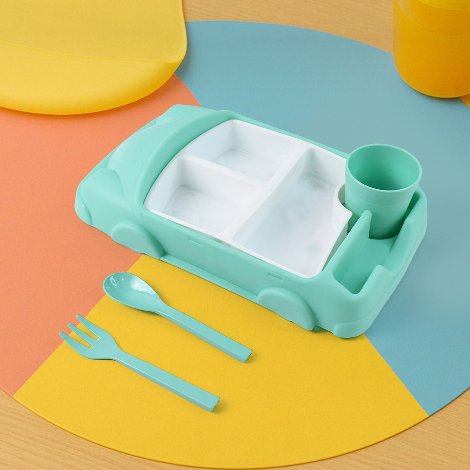Kid's Car Shaped Plates Cup / Lunch Box Dinnerware Set (4 Pcs Set / 1000 ML Lunch Box) - Image 4
