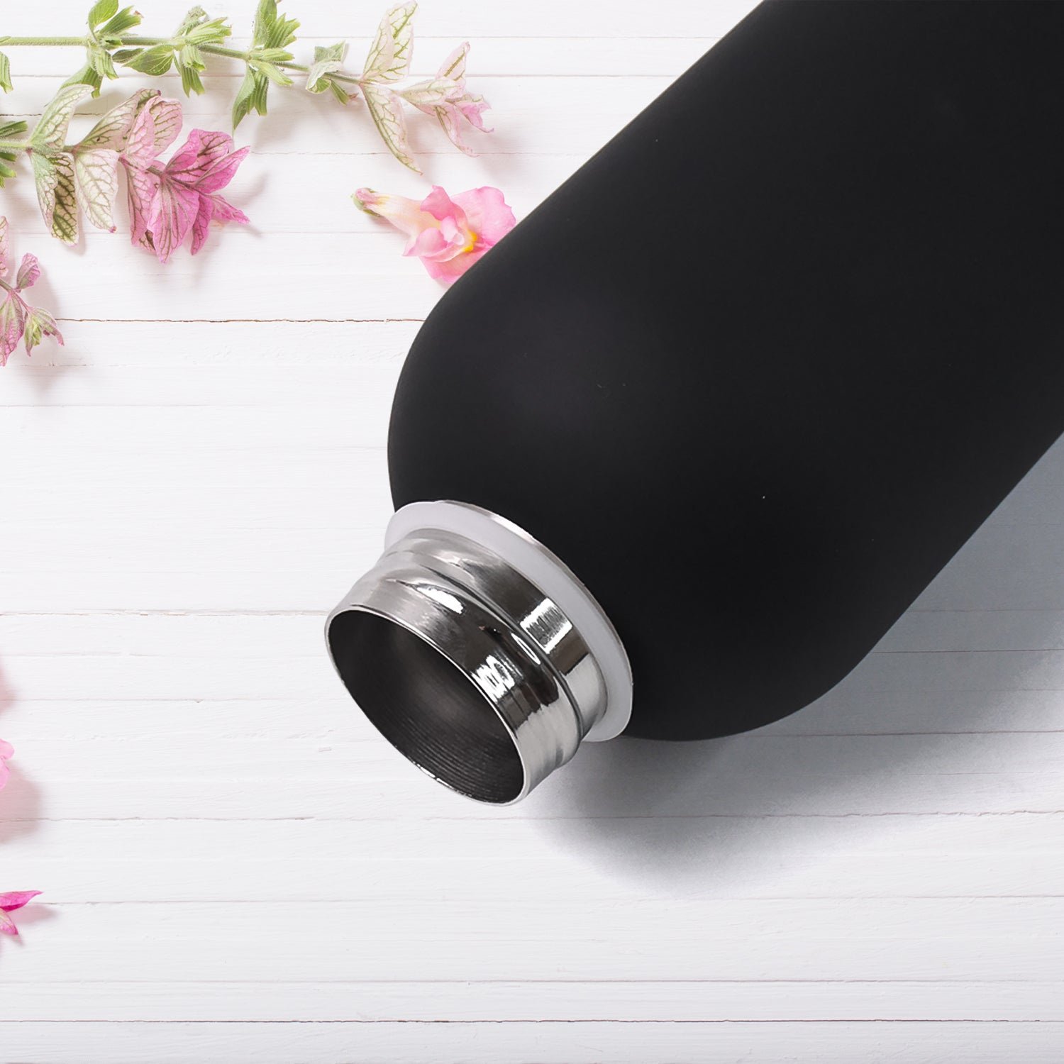 Stainless Steel Double Wall Vacuum-Insulated Drink Water Bottle (1000 ML Approx) - Image 6