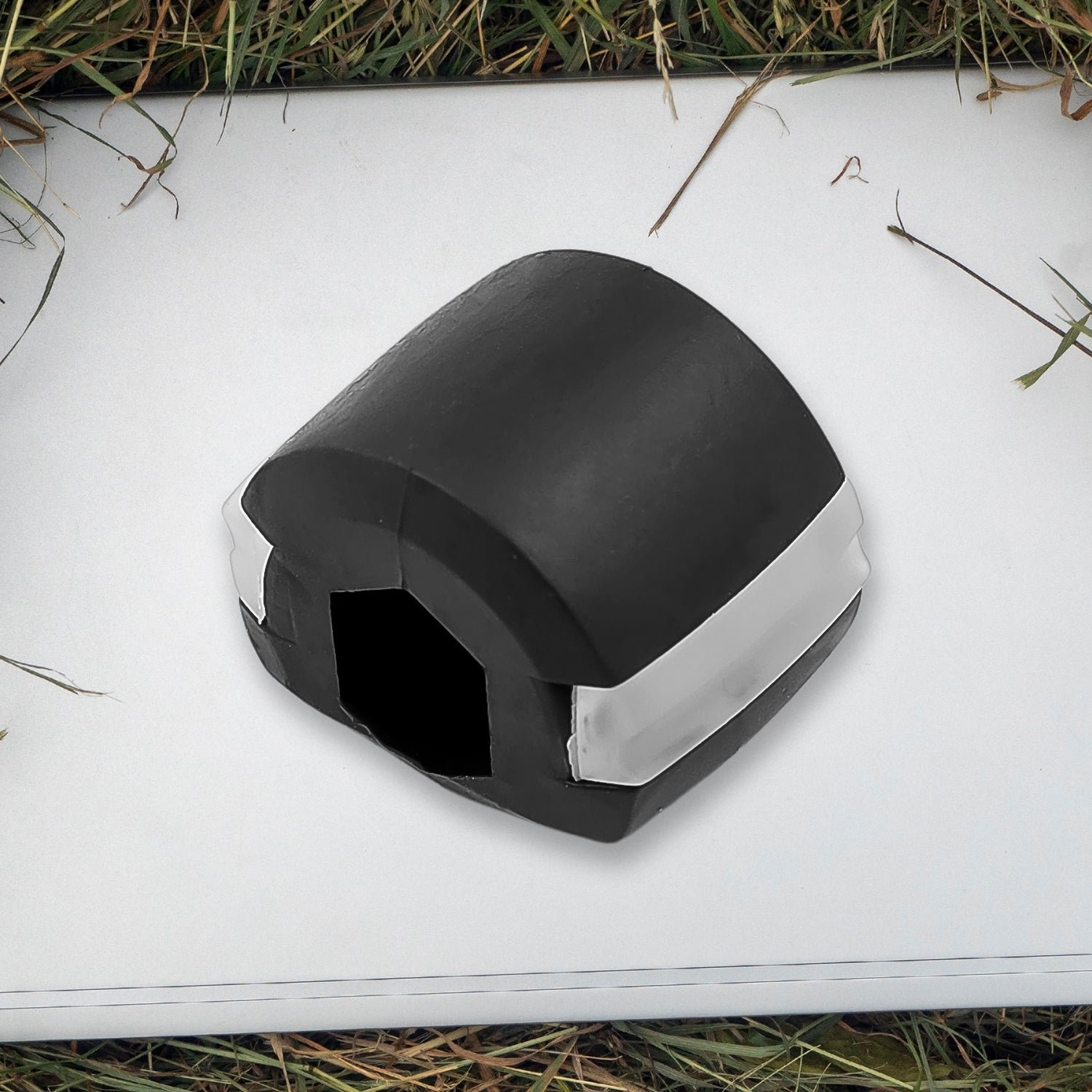 Cn Blk Mouth Exerciser Used To Gain Sharp And Chiselled Mouth Easily And Fast. - Image 4