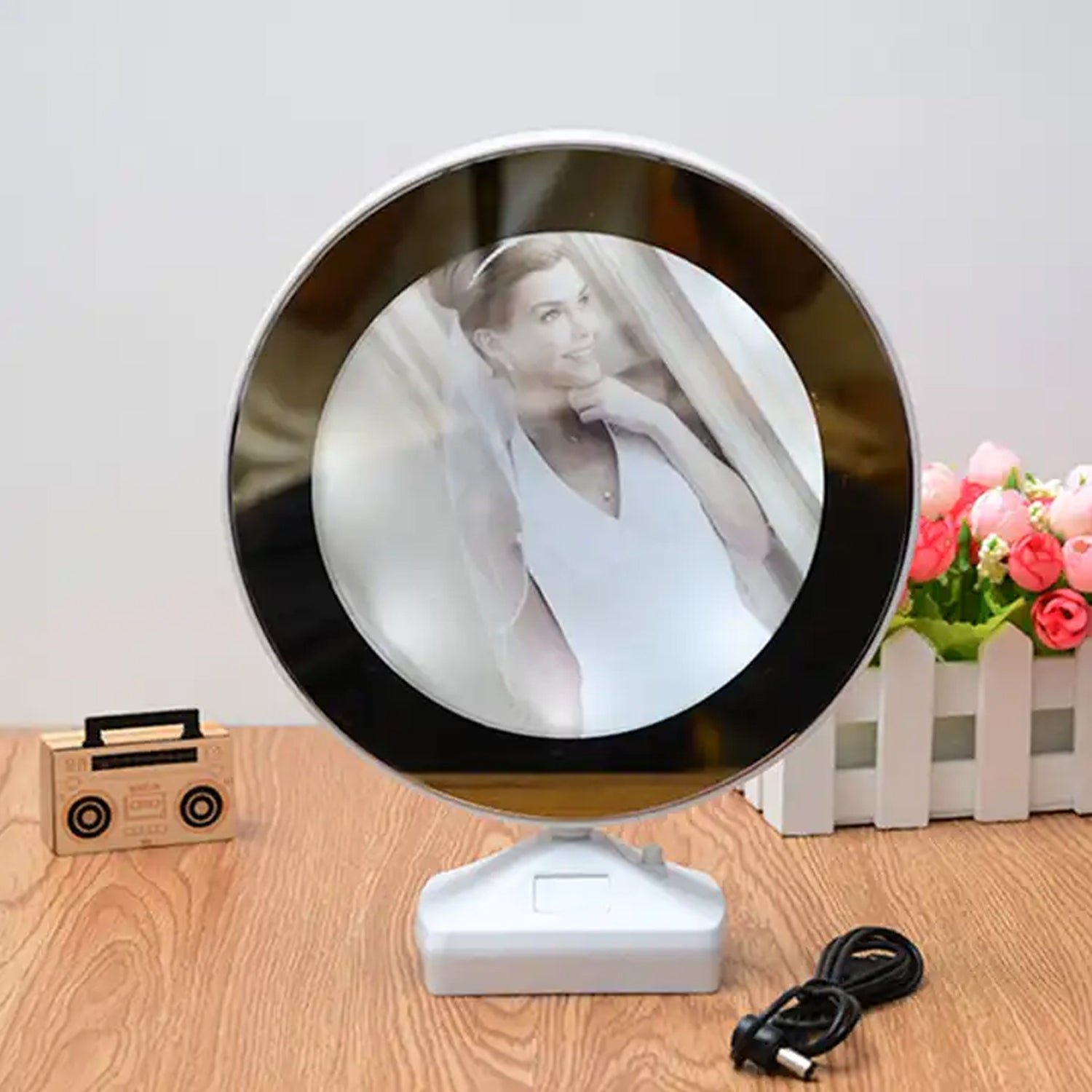 Plastic 2 in 1 Mirror Come Photo Frame with Led Light - Image 10