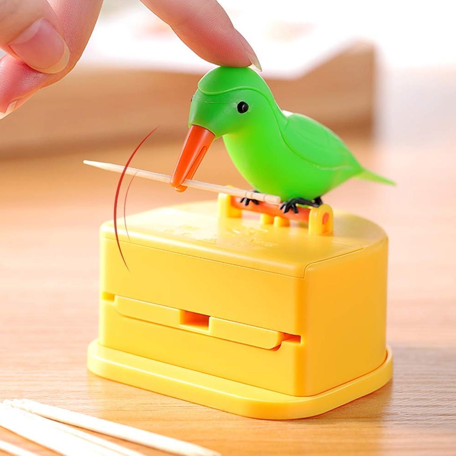 Portable Automatic Bird Toothpick Storage Box - Image 3