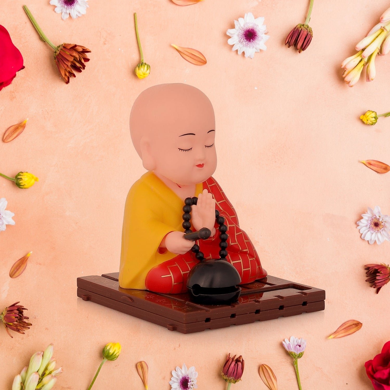 Solar Powered Sitting Buddha Statue, Moving Head and Hand (1 Pc / Medium) - Image 4