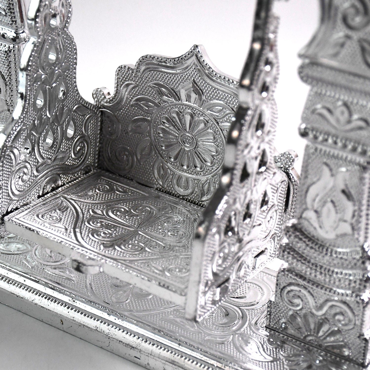 Shreeji Bal Gopal Jhula (1 Pc) - Image 7