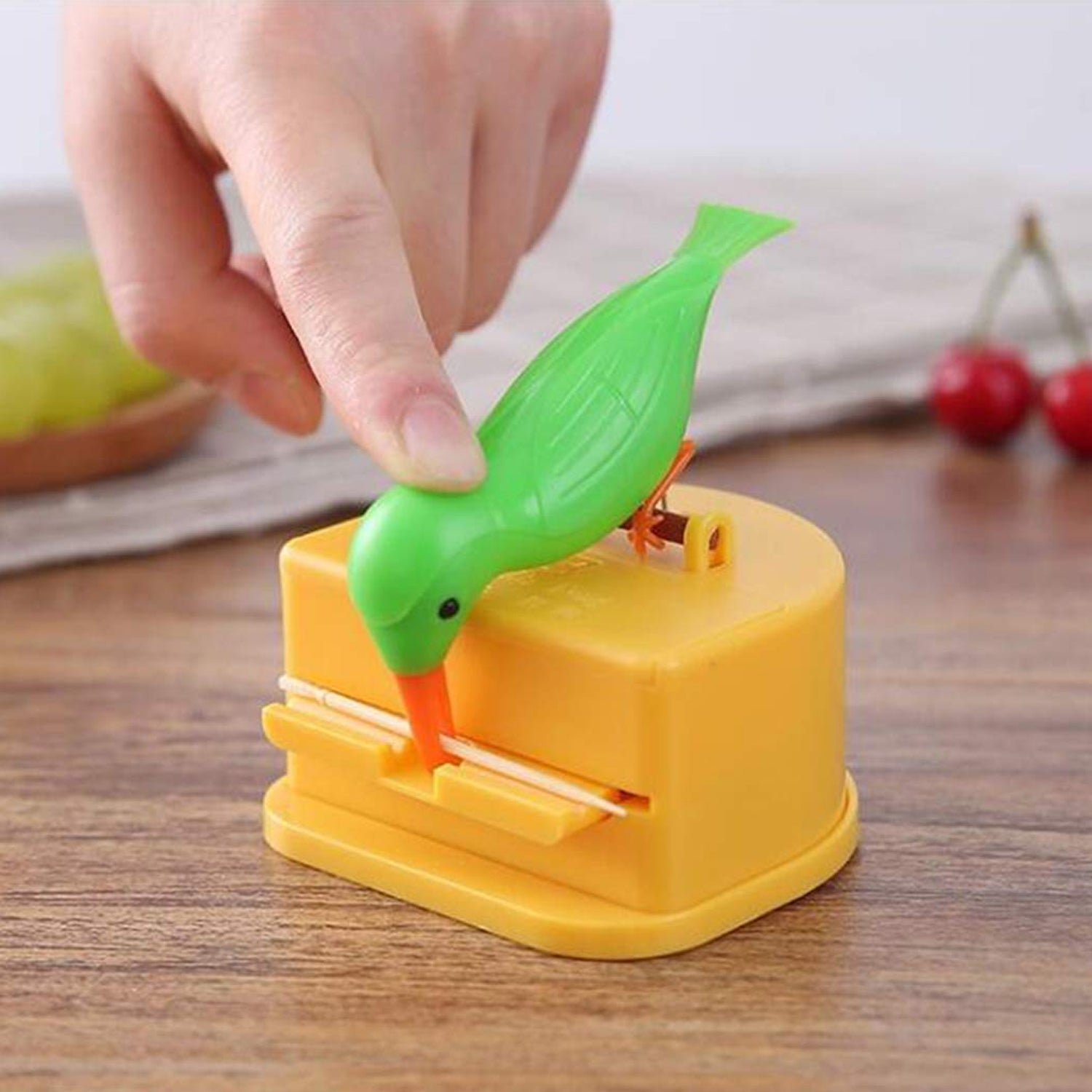 Portable Automatic Bird Toothpick Storage Box - Image 6