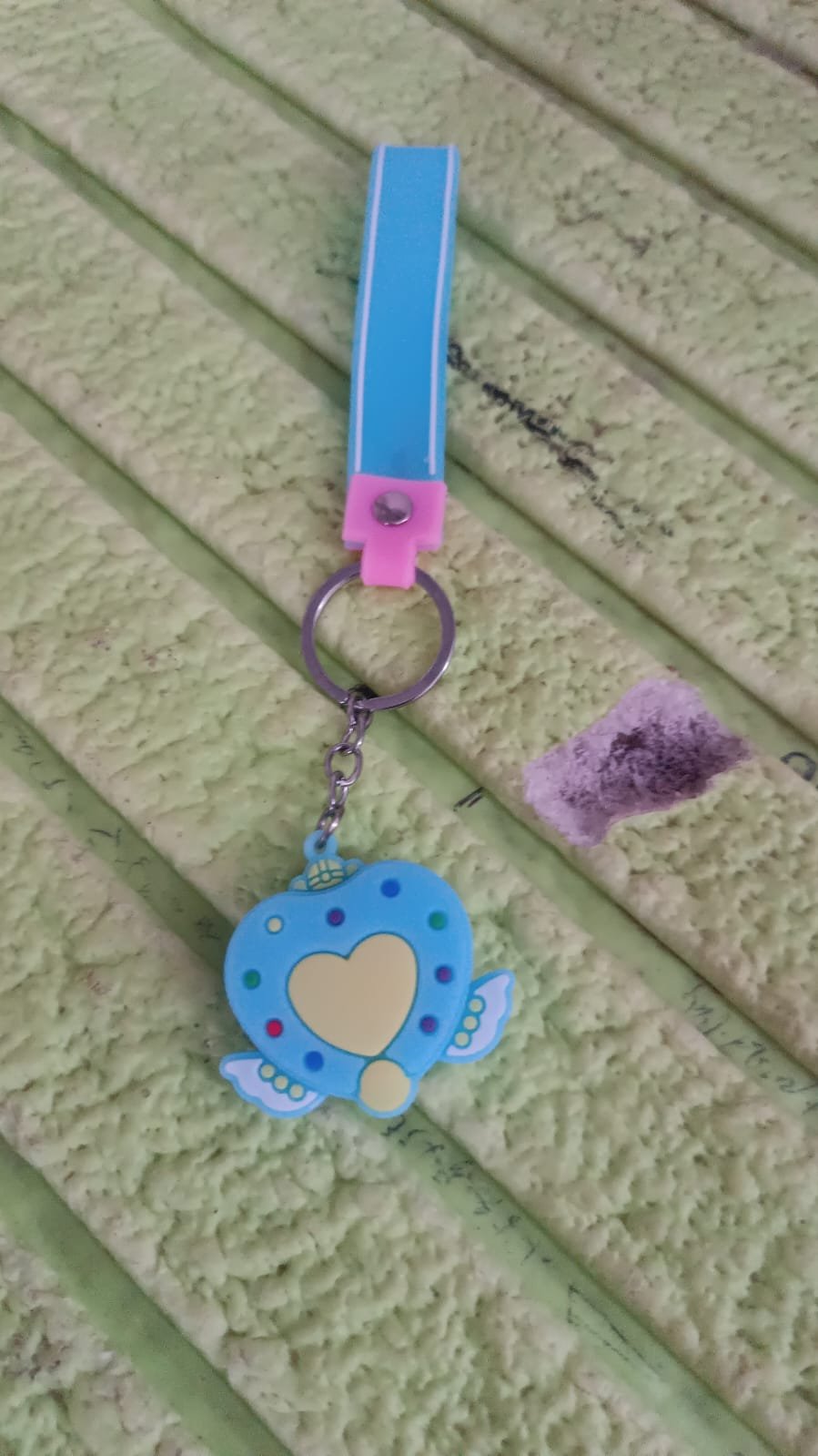 Cute Silicone 3D Key Chain with Metal Hook & Strap (Pack of 1) - Image 7