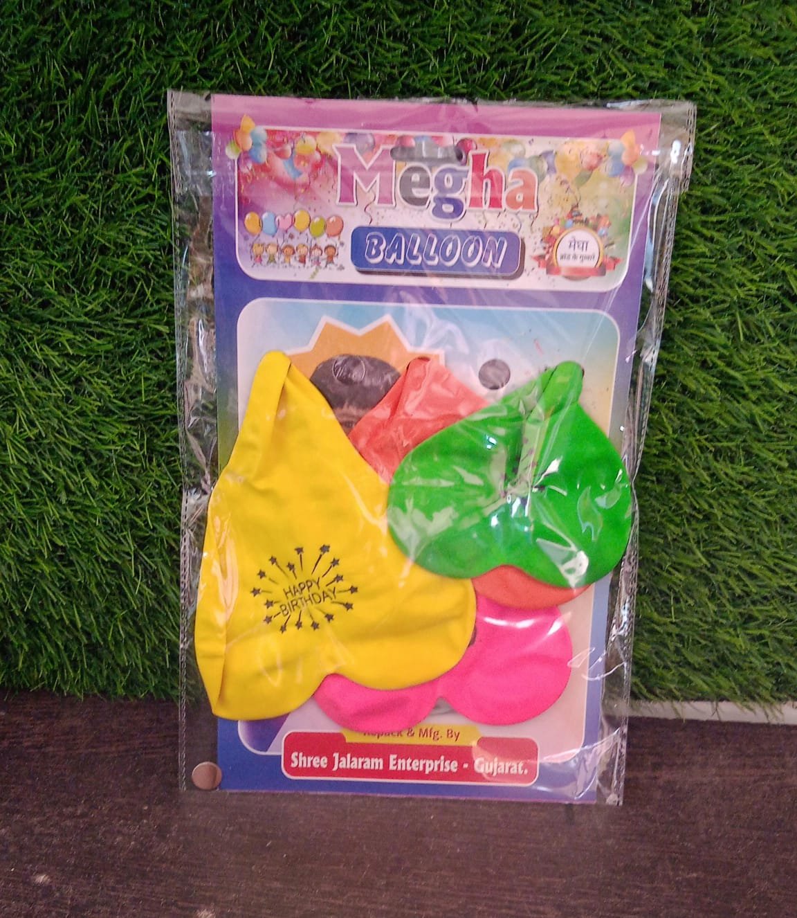 Heart shaped balloons Kinds of Rainbow Party Latex Balloons for Birthday / Anniversary / Valentine's / Wedding / Engagement Party Decoration Multicolor (4 Pcs Set) - Image 7