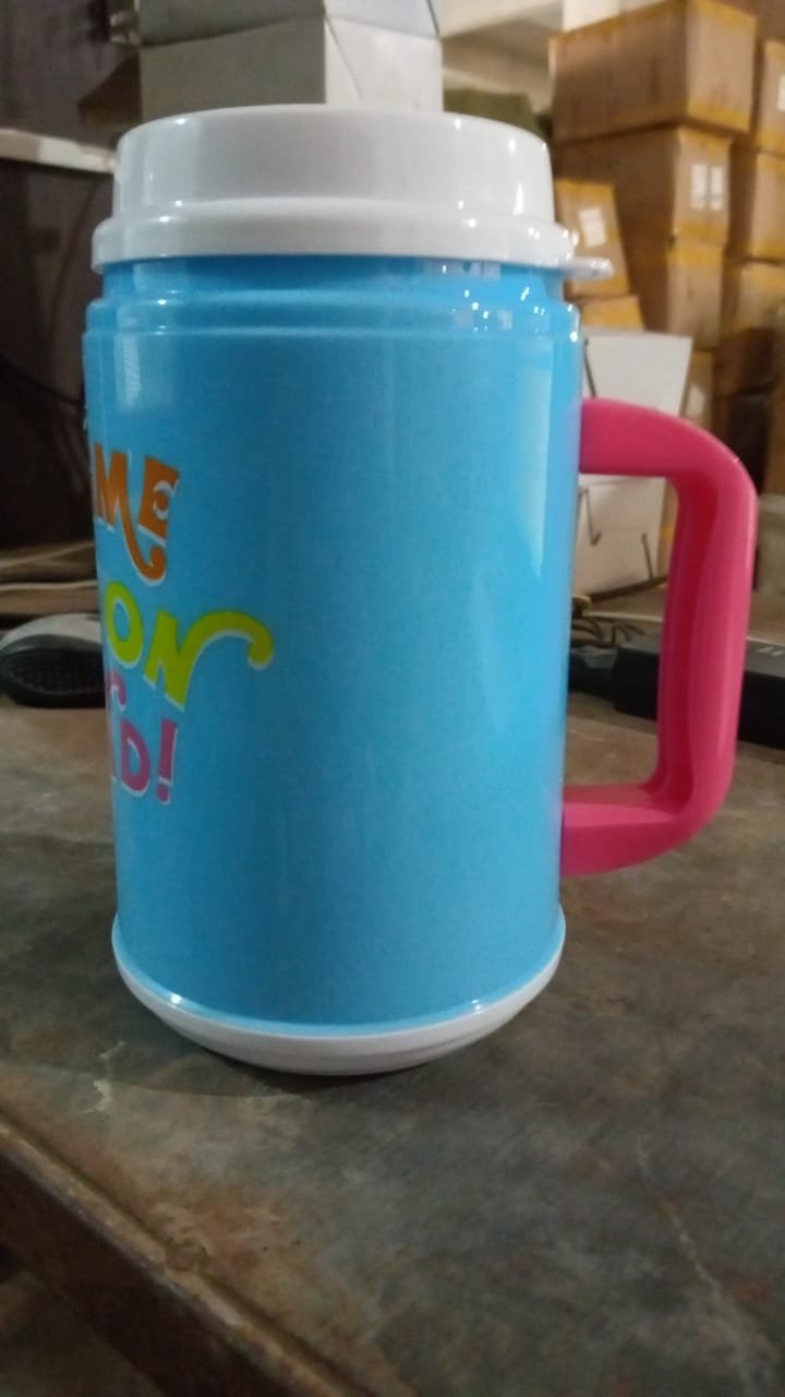 Insulated Mug with Lid Handle Flexible Straw with Cap (709 ML) - Image 7