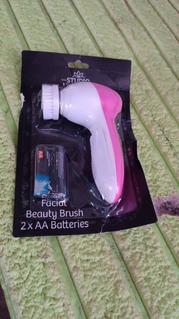 Facial Beauty Brush, Face Massager (1 Pc / With 2 AA Battery Included) - Image 7