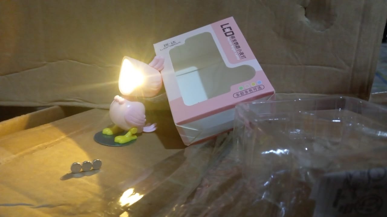 Magnetic Parrot Shape Night lamp (Battery Included / 1 Pc) - Image 7
