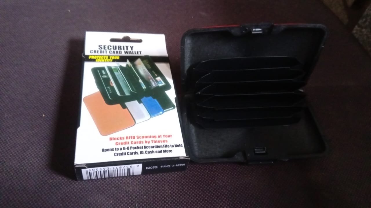 Plastic cardholder Waterproof Card Case (1 Pc) - Image 7