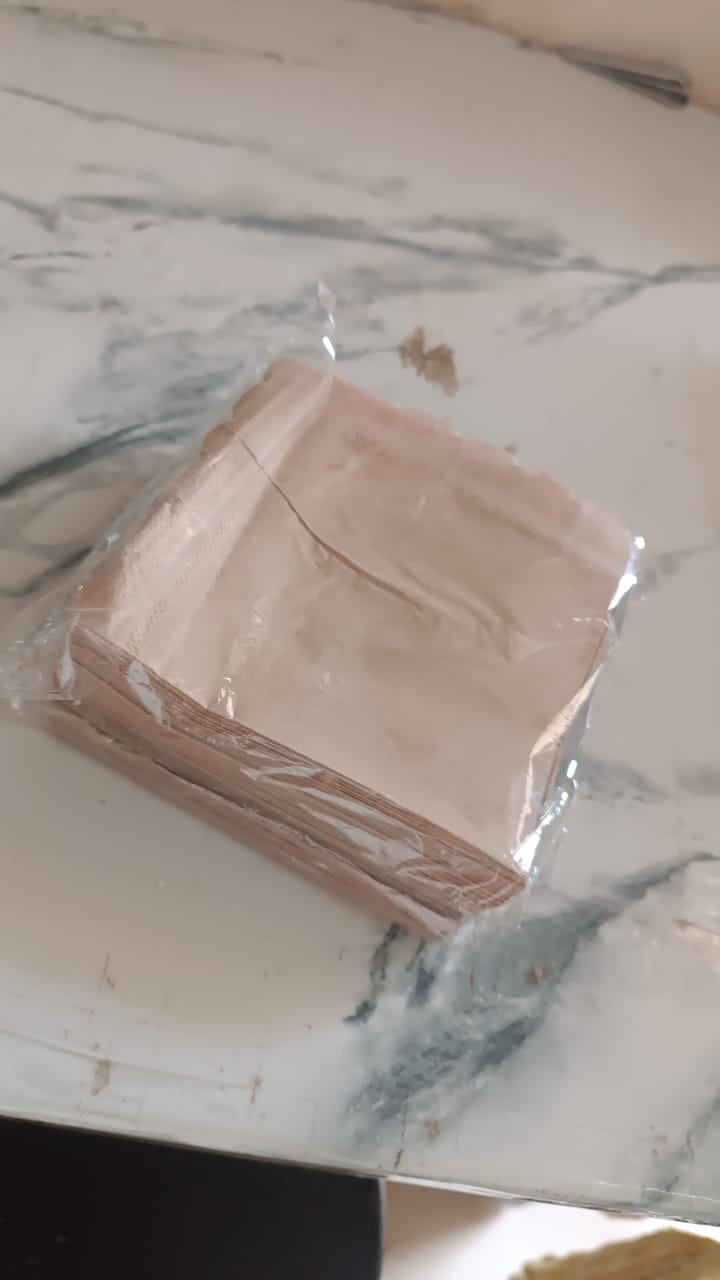 Disposable Scalloped Edge Tissue Napkins Set (120 Pc) - Image 8