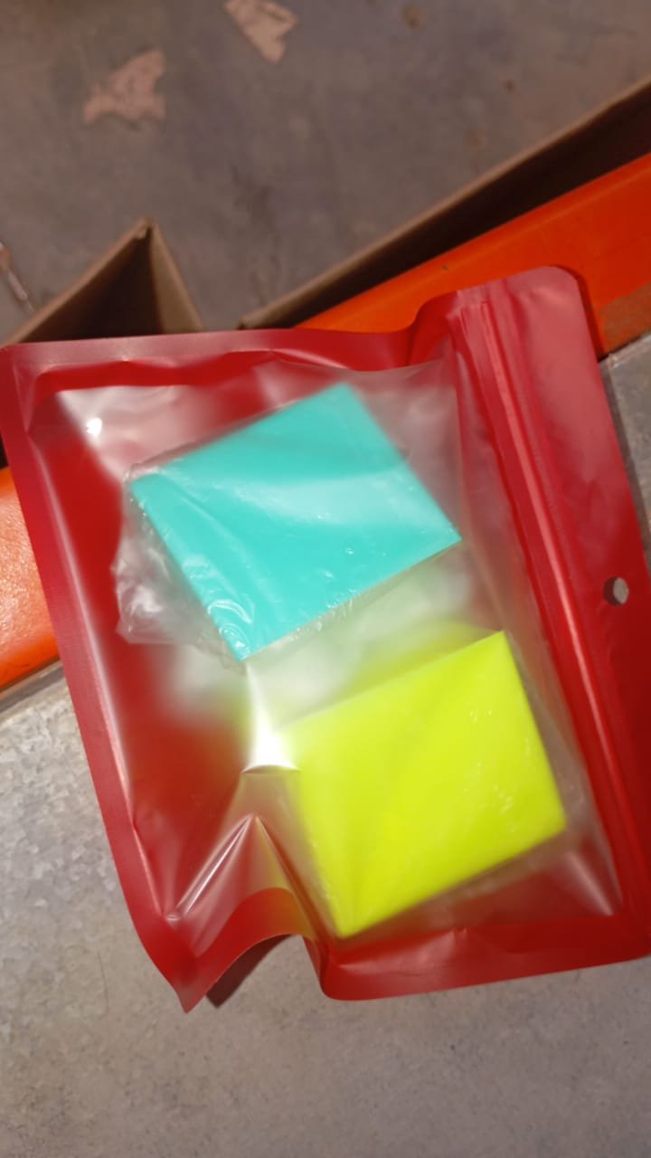 Multifunctional Plastic Mobile Phone Stand & Pen Holder (2 Pc & mix color) - Image 7