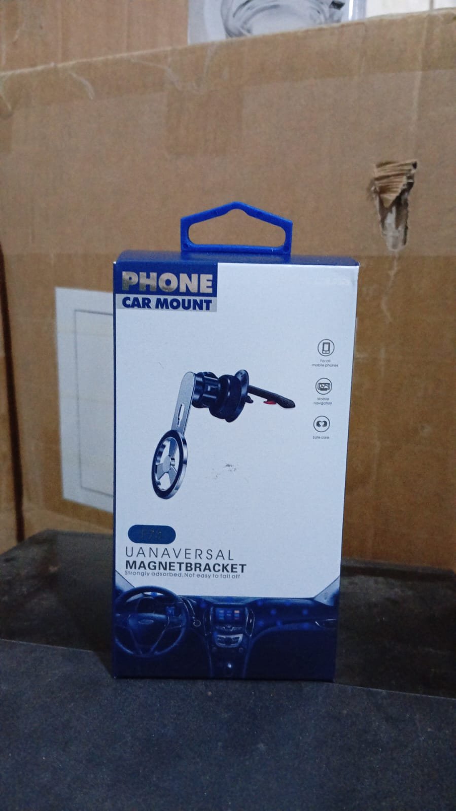 360° Rotatable & Foldable Air Vent Magnetic Phone Holder (1 Pc) - Image 8