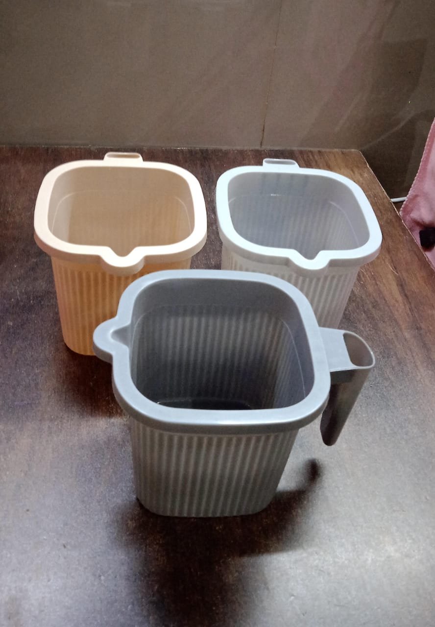 Plastic Square Bath Water Mug (1 Pc / 1000 ML / Mix Color) - Image 8