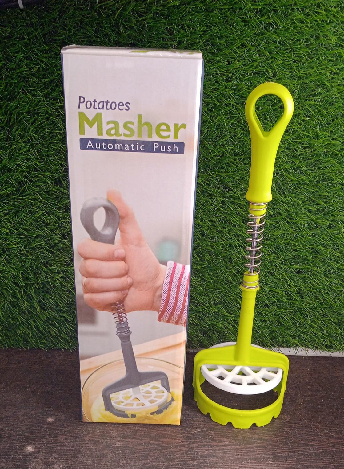 Multi Functional One-Handed Plastic Manual Mashed Potatoes Masher, Mash Sweet Potato Masher with Comfort Grip and Stainless-Steel Spring Design for Nonstick Pans (1 Pc) - Image 7