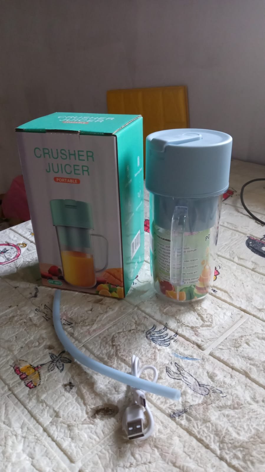 2 In1 Portable Crusher Juicer With Handle & Straw for Smoothie Sipper USB Rechargeable (340 ml) 6 Stainless Steel Blades Compact Juicer Mixer, Juicer Portable Fresh Juice Blender Portable Electric Juicer ( 340 ML ) - Image 9