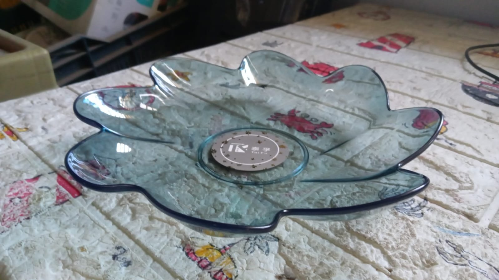 Flower Shape Kids Plastic Plate - Multipurpose for Dinner, Snacks & Party Supplies (1pc) - Image 7